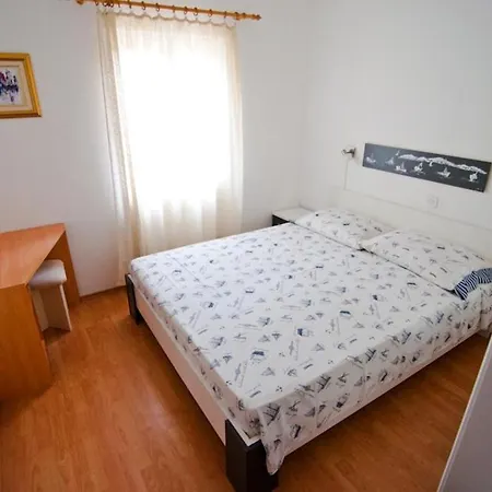 Appartamento By The Sea Necujam, Solta - 14729 Grohote